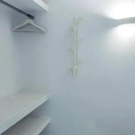 Hh Bay Appartamento Logaras