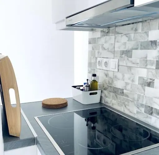 Hh Bay Lägenhet Logaras